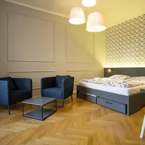 Design Andel, Historical Sights Walkable Appartamento